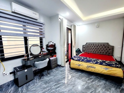  bán nhà đẹp dân xây   hà trì, hà đông   48m  x 5 tầng   2 thoáng   thông sàn   hơn 7 tỷ  2