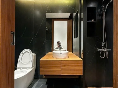 Bán chung cư mini hoàng mai, 54m2 6 tầng mt 6,5m- giá 14,9 tỷ- lô góc- oto- 3 thoáng toà ccmn 6 0