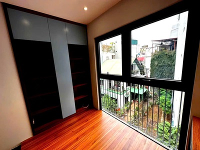 Bán chung cư mini hoàng mai, 54m2 6 tầng mt 6,5m- giá 14,9 tỷ- lô góc- oto- 3 thoáng toà ccmn 6 4