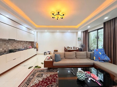 Bán nhà ngõ phố ngọc hà , ba đình, hn .dt 55m2,  5tầng ,mt 5.5m . giá 20 tỷ 2