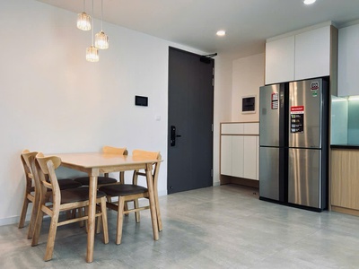 Chủ đi du lich cần cho thuê gấp căn hộ antonia 81m2   pmh 2