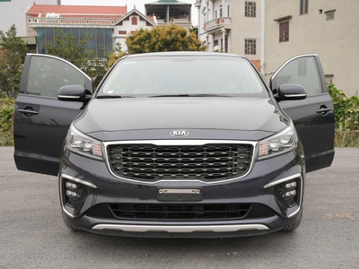Kia Sedona Xăng Premium 0