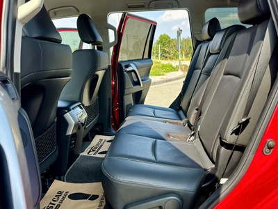 Bán xe Toyota Prado VX 2.7L 2023, màu đỏ. 10