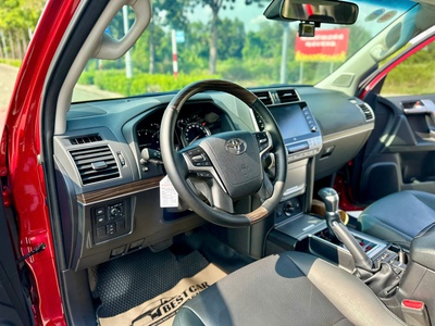 Bán xe Toyota Prado VX 2.7L 2023, màu đỏ. 13