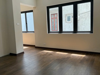 Thụy Khuê - 4 tầng - 4PN - có sân vườn tiểu cảnh 0