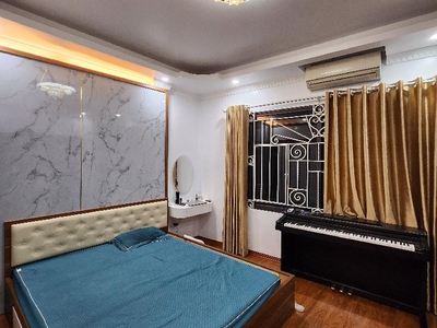 Bán nhà 5 tầng thang máy phố Hoàng Hoa Thám- Đội Cấn cách ôtô 10m 6