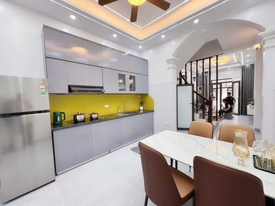Bán nhà định công thượng   ô tô đỗ cổng   48m2 x 4 tầng   5pn   full nội thất   9.,6 tỷ  có thương 3
