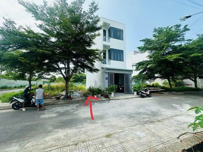 Lô đất ngay cảng, shr đường nhựa 9m, dân cư đông, phú hữu, tp. tđ chỉ 3,190tr 3