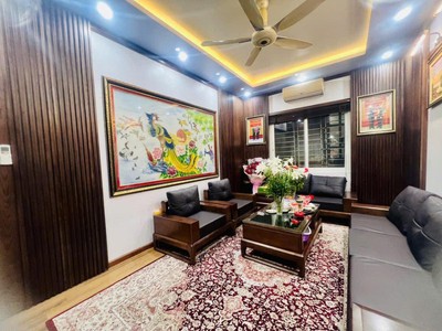 Phân lô ô tô tránh   vỉa hè rộng   gara ô tô   ngõ thông   sát mặt phố nguyễn văn cừ 1