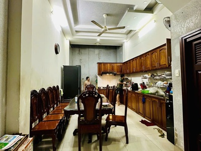 Chủ gấp bán  giảm 1 tỷ giá mới 9 tỷ   mặt tiền  83m2  4 tầng đúc btct  hoàn công đủ 6pn đặng minh 4