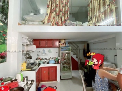 Bán nhà mặt tiền phú nhuận phùng văn cung ngang 4m dài 8m trệt lững lầu. 3