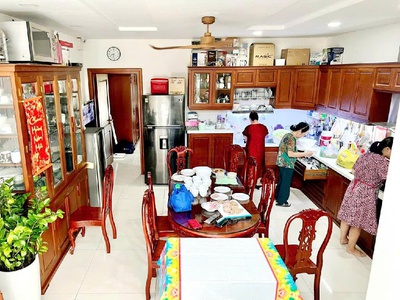 Nhinh 17 tỷ. nhà vị trí rất đẹp có thang máy vừa ở vừa kinh doanh .khu vip mizuki park giáp q7, q8 4