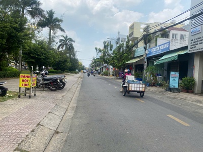 Bán nhà 56m2 lưu chí hiếu quận tân phú sát hẻm xe hơi nhỉnh 3 tỷ 0