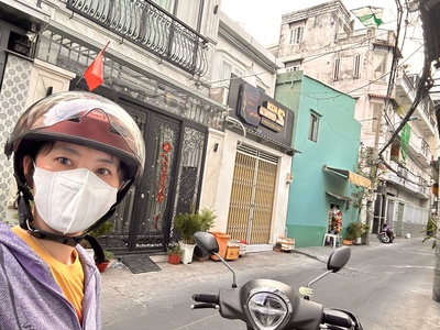 Nhà bán hẻm xe tải - xe hơi ngủ trong nhà -đ. tôn thất thuyêt. 1