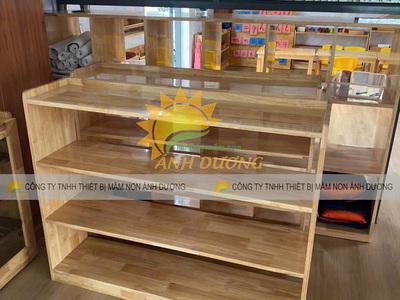 Kệ montessori, kệ gỗ mầm non 3 tầng, kệ đựng đồ chơi 6