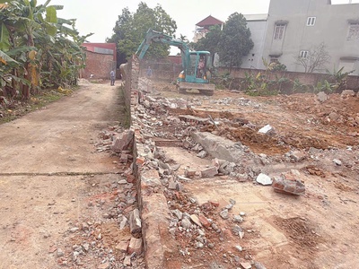 Đất trung  giã dt 80 m fun thổ cư giá hơn 1 tỷ nhẹ tim đâu ra , ,khu ddong dân cư rơi tiền là thắng 4