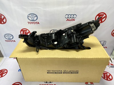 ĐÈN PHA Toyota Corolla Cross 2021 RH 81105-0A100/811050A100 2