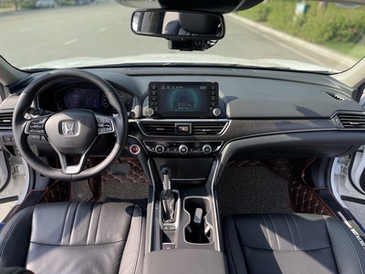 Bán xe Honda Accord 1.5 AT 2020, màu trắng. 8