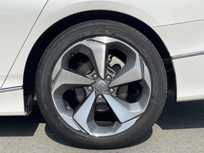 Bán xe Honda Accord 1.5 AT 2020, màu trắng. 5