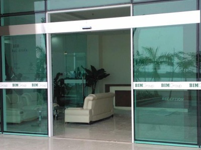 Thay cửa kính bể, sửa chữa cửa nhôm kính, thay mặt dựng kính, mái đón kính bể tại Phú Quốc, Hà Tiên 2