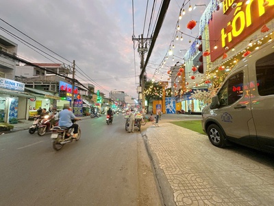 Bán tòa nhà 8 tầng t.máy mặt tiền phạm văn chiêu ngang 10m 55pn 500m2 kd đỉnh 59 tỷ. 1