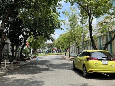 Bán nhà q7 mt đường số - gần nguyễn thị thập - ô tô ngủ nhà -dt 75m2 - chỉ nhỉnh 9 tỷ 0