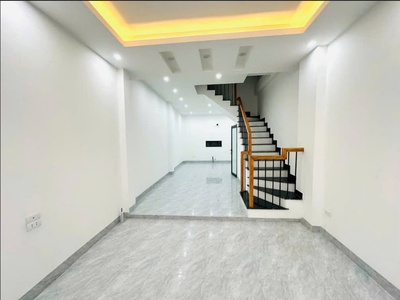 Bán nhà mới koong định công, vài bước chân ra phố 38m x 5t giá 8,6 tỷ  có thương lượng 1