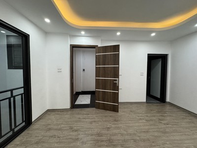 Bán nhà đẹp ngõ 207 hoàng mai gần ô tô thiết kế hiện đại sổ đỏ chính chủ 2