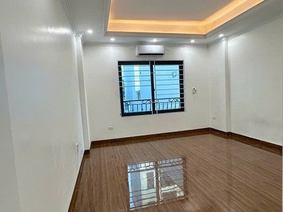 Nhà đẹp rẻ nhất khu vực cầu diễn : thang máy - ô tô qua - nhà đẹp - ngõ thông - văn trì - bắc từ 2