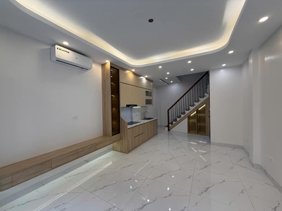Bán nhà đẹp phân lô bát khối gia lâm 4 tầng, ô tô đỗ cửa giá 5,95 tỷ 0
