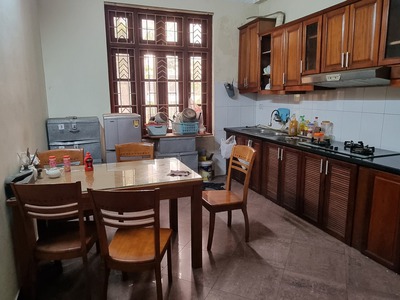 Siêu phẩm mặt phố lớn-vỉa hè siêu to quận cầu giấy - hoàng quốc việt 30 tỷ 2