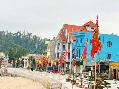 Bán nhà cấp 4 đổ mái bằng chính chủ gần cảng thanh lân, cô tô, quảng ninh. sổ hồng đầy đủ. 0
