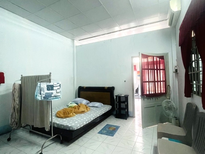 Bán gấp nhà hẻm xe tải 75m2 5 14.5 chỉ 5.6 tỷ gần đh ngân hàng linh chiểu thủ đức 2