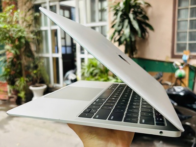 MacBook Air 2019 0
