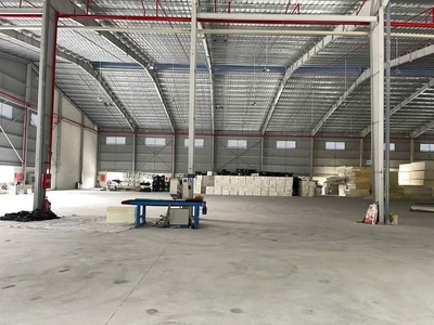 Bán nhà xưởng lớn tại tân uyên, bình dương   vị trí kinh doanh sầm uất liên hệ: 1