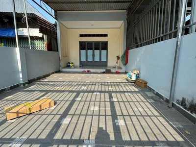 Cho thuê nhà p. tân hiệp, nhà mới đẹp, sân oto, đường oto giá 5tr 0