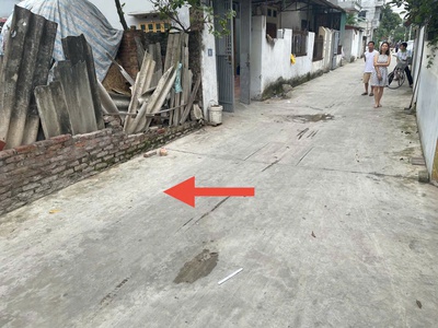 Đất đẹp tổ 11, tt quang minh, mê linh. đường thông, oto qua lại, gần đường võ văn kiệt 0