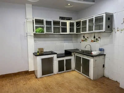 Cho thuê nhà 4tầng 30m2, giá tốt-số 113a, ngõ 47, đường văn cao, p.liễu giai, q.ba đình, hn 2