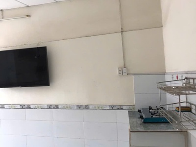 Cho thuê nhà nhỏ riêng biệt. nhà hẻm ngõ. xe hơi đi đc, hẻm 736 lê đức thọ gò vấp 4