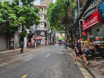 Bán nhà phân lô chùa láng - trước nhà ô tô tránh, ngõ thông gara ô tô - 55m x 4 tầng giá 21,5 tỷ 0