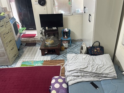 Hiếm- Tây Hồ- Phố Yên Phụ- 4 tầng ở ngay- 1 nhà ra mặt phố- 3.95 tỷ 1