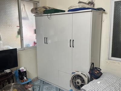 Hiếm- Tây Hồ- Phố Yên Phụ- 4 tầng ở ngay- 1 nhà ra mặt phố- 3.95 tỷ 2