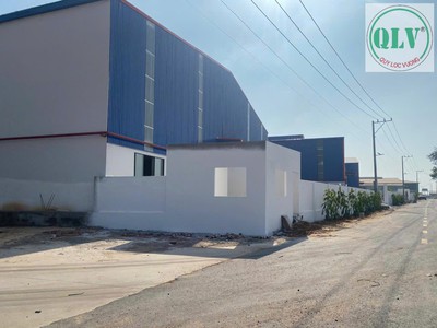 Cho thuê nhà xưởng 8.000m2 Tân Định Bắc Tân Uyên. BD. 1