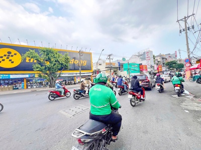 Bán nhanh nhà 4x18 mặt tiền kinh doanh 685 Huỳnh Tấn Phát Q7 giá 15 Tỏi 8