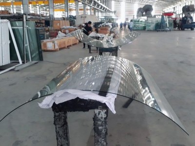 Kính uốn cong, kính cong cường lực, cửa kính uốn cong tại Phú Quốc, TPHCM,Đồng Nai 0