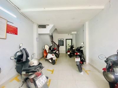 Chdv 5 tầng, dtsd 200m2, 10 phòng, dòng tiền 40 tr/ th giá 8.6 tỷ kế bên lottemart cityland 3