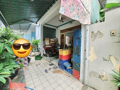 Bán nhà 2 tầng, hẻm oto, 50m ra Đặng Văn Bi,70m2 , giá chỉ 5.5 tỷ 0