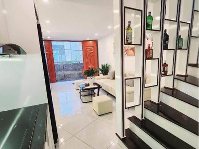 Bán nhà phố hoàng ngân, phường nhân chính, thanh xuân   31m , 4 tầng   giá 7 tỷ 2