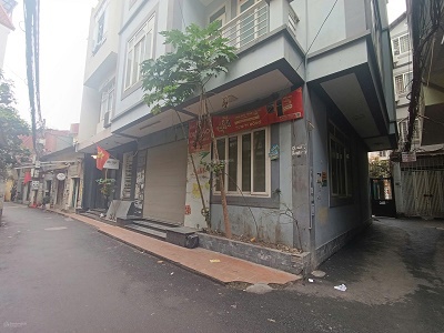 Cho thuê tầng 1 nhà căn góc mặt ngõ siêu sầm uất phố xuân thuỷ, cầu giấy 1