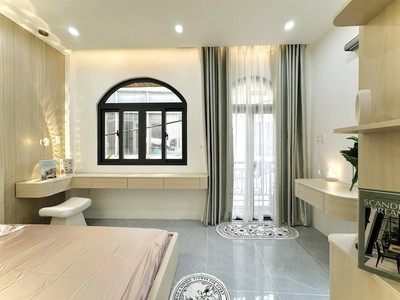 Chung cư mini lô góc lê quang đạo  65m2-7 tầng thang máy 16 phòng khép kín doanh thu 80 triệu/tháng 0